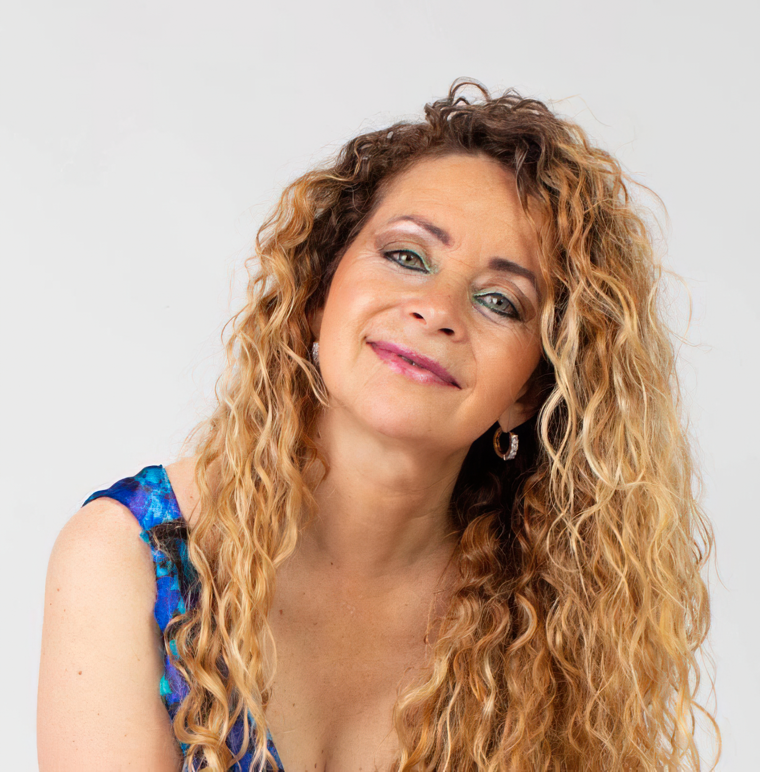 Paty Herrera portrain for widget on Lo Comentamos con Paty Herreta website